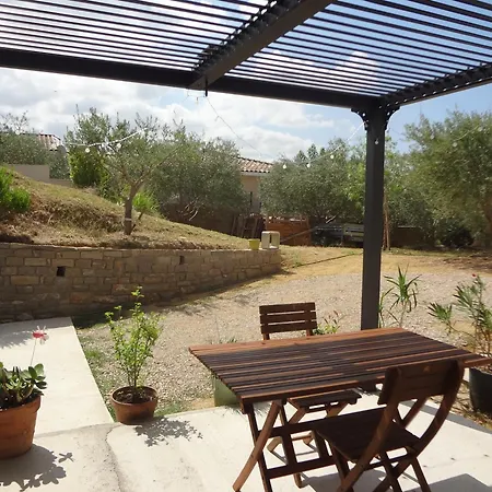 Des Olivieres Holiday home