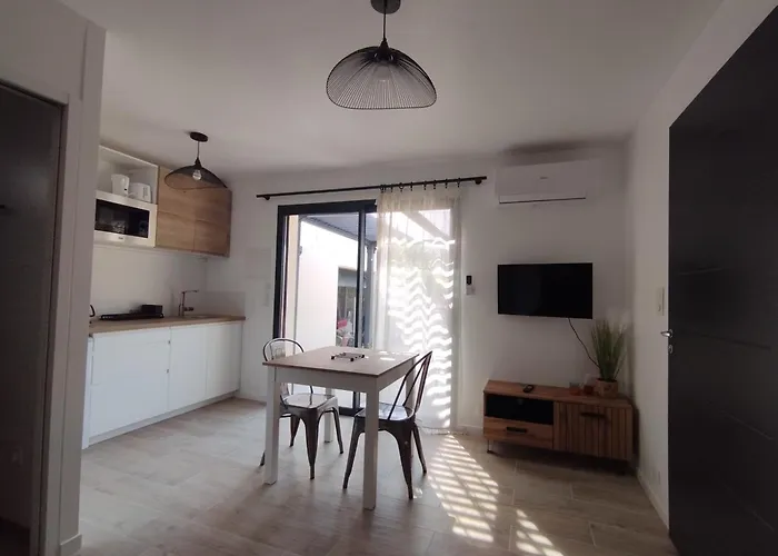 Des Olivieres Сasa de vacaciones *